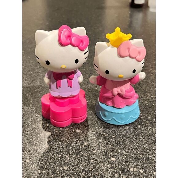 Hello Kitty mini dolls lot of 4 bundle - Picture 4 of 16